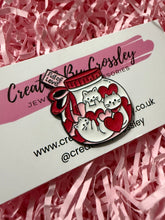 Load image into Gallery viewer, Jar of Cats and Hearts Pin Badge
