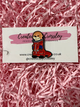 Load image into Gallery viewer, Astronaut Otter Pin Badge

