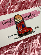 Load image into Gallery viewer, Astronaut Otter Pin Badge
