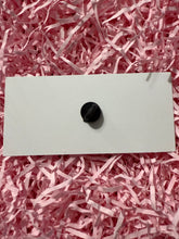 Load image into Gallery viewer, Flowerpot Cat Pin Badge
