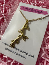 Load image into Gallery viewer, Leafy Vine Charm Necklace
