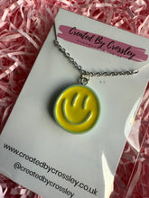 Load image into Gallery viewer, Chunky Happy Face Charm Necklace

