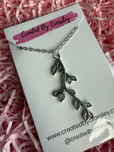 Load image into Gallery viewer, Leafy Vine Charm Necklace
