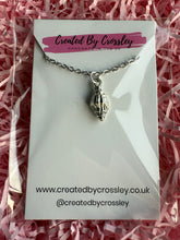 Load image into Gallery viewer, Shell Charm Necklace
