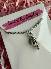 Load image into Gallery viewer, Shell Charm Necklace
