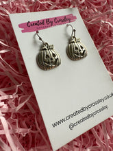Load image into Gallery viewer, Pumpkin/Jack-o’-lantern Charm Earrings
