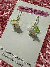 Load image into Gallery viewer, Flower Charm Earrings
