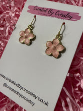Load image into Gallery viewer, Pink Flower Charm Earrings
