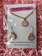 Load image into Gallery viewer, Smiley face charm jewellery set
