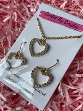 Load image into Gallery viewer, Gem heart charm jewellery set
