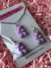 Load image into Gallery viewer, Gummy bear charm jewellery set
