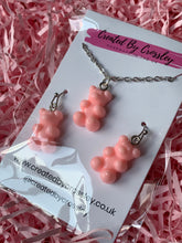 Load image into Gallery viewer, Gummy bear charm jewellery set

