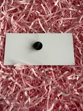 Load image into Gallery viewer, “I would rather bee reading” Pin Badge
