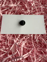 Load image into Gallery viewer, Crochet Cat Pin Badge
