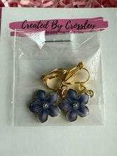 Load image into Gallery viewer, Purple Flower Clip On Earrings
