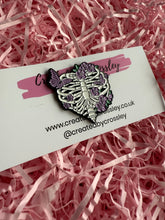 Load image into Gallery viewer, Skeleton Heart Pin Badge
