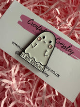 Load image into Gallery viewer, “It has pockets!” Ghost Pin Badge
