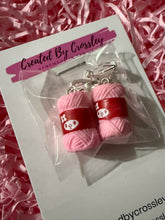 Load image into Gallery viewer, Pink Yarn Wool Clip On Earrings
