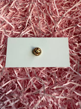 Load image into Gallery viewer, Noodle Bowl Pin Badge
