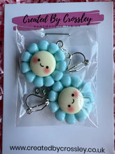 Load image into Gallery viewer, Blue Happy Flower Clip On Earrings
