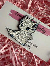 Load image into Gallery viewer, Dragon Pin Badge
