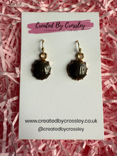 Load image into Gallery viewer, Black Shell Charm Earrings
