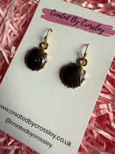 Load image into Gallery viewer, Black Shell Charm Earrings
