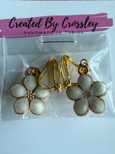 Load image into Gallery viewer, White Flower Clip On Earrings
