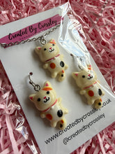 Load image into Gallery viewer, Cream Cat Jewellery Set
