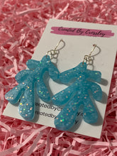 Load image into Gallery viewer, Blue Sparkle Resin Earrings
