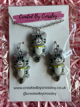 Load image into Gallery viewer, Grey Cat Jewellery Set
