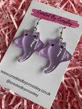 Load image into Gallery viewer, Purple Sting Ray Charm Earrings
