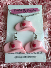 Load image into Gallery viewer, Pink Cowboy Hat Jewellery Set
