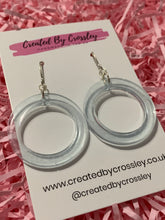 Load image into Gallery viewer, Blue Circle Resin Earrings
