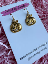 Load image into Gallery viewer, Pumpkin/Jack-o’-lantern Charm Earrings
