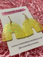 Load image into Gallery viewer, Yellow Glitter Arch Resin Earrings
