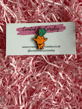 Load image into Gallery viewer, Carrot Pin Badge

