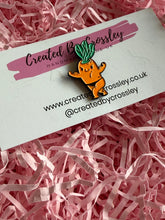 Load image into Gallery viewer, Carrot Pin Badge
