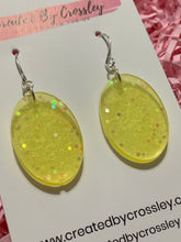 Load image into Gallery viewer, Yellow Glitter Oval Resin Earrings
