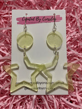 Load image into Gallery viewer, Yellow Star Resin Earrings
