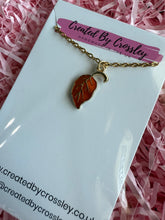 Load image into Gallery viewer, Leaf Charm Necklace
