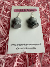 Load image into Gallery viewer, Chunky Cat Charm Earrings
