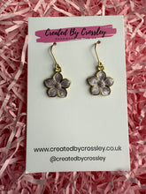 Load image into Gallery viewer, Purple Flower Charm Earrings
