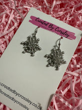 Load image into Gallery viewer, Sparkly Pearl Snowflake Charm Earrings
