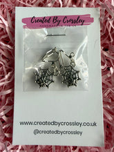 Load image into Gallery viewer, Spiderweb Clip On Earrings
