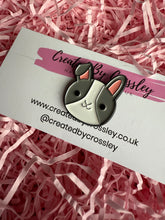 Load image into Gallery viewer, Bunny Rabbit Pin Badge
