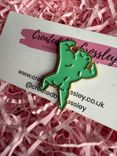 Load image into Gallery viewer, Muscle Frog Pin Badge
