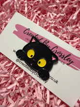Load image into Gallery viewer, Black Cat Pin Badge
