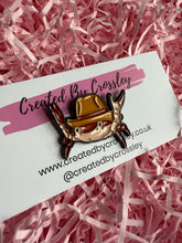 Load image into Gallery viewer, Cowboy Crab Pin Badge
