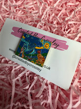 Load image into Gallery viewer, Cat Painting Pin Badge
